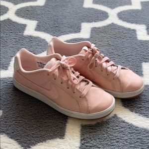 Nike leather sneakers